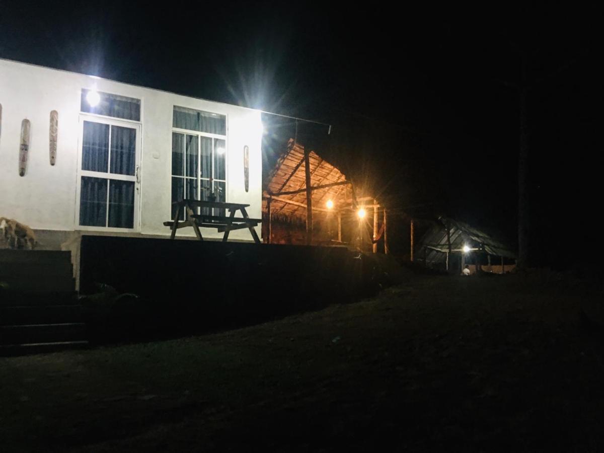Little Wood Villa And Retreats Doluwa Kandy Buitenkant foto